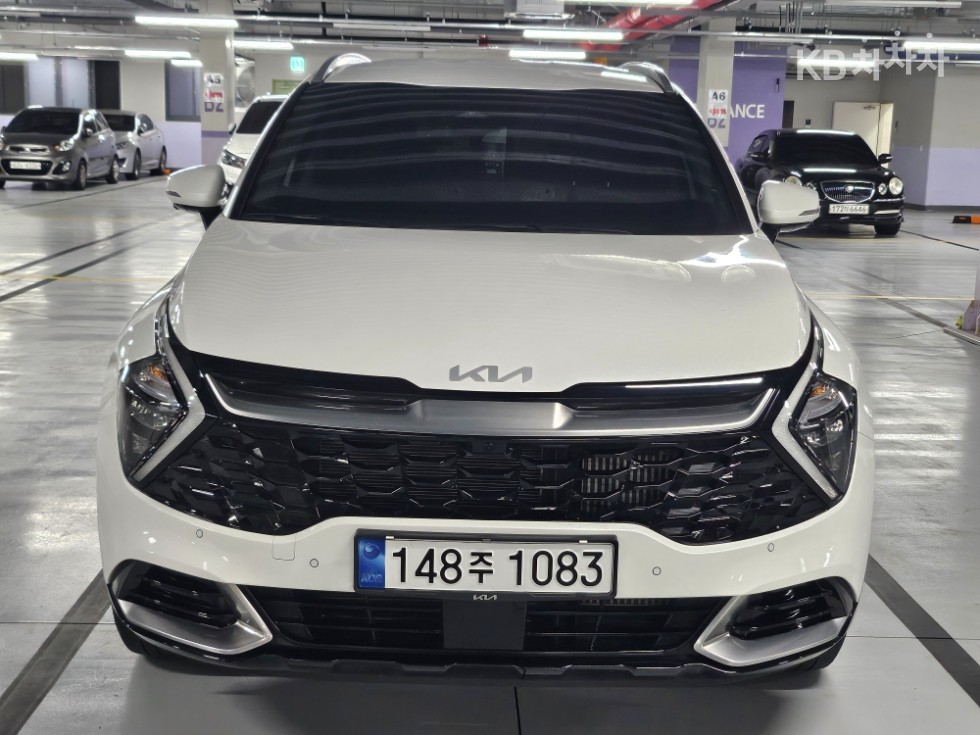 2023 - kia sportage