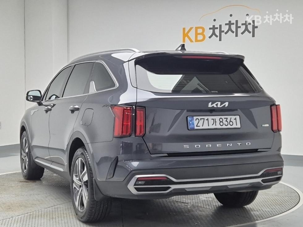 2022 - kia sorento