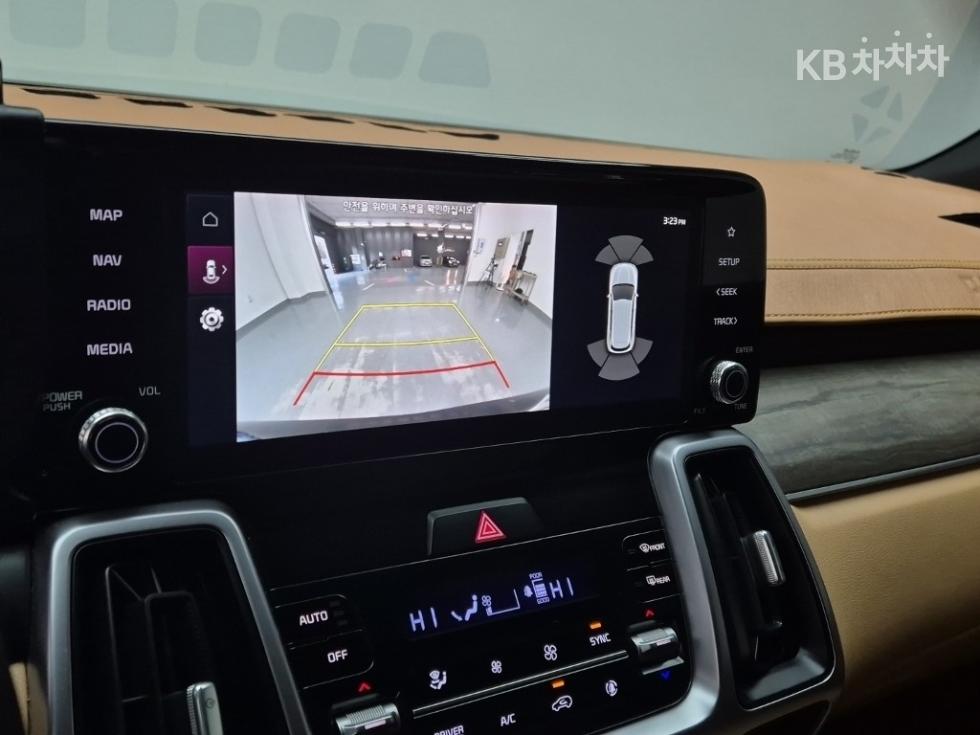 2022 - kia sorento