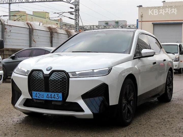 BMW iX i20 xDrive50 Sport Plus 3