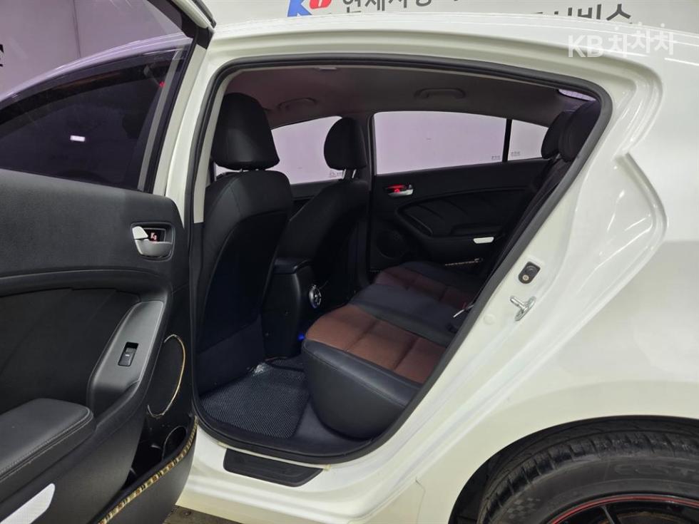 2013 - kia k3