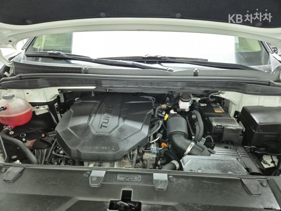 2023 - kia carnival