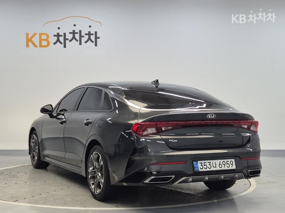 2021 - kia k5