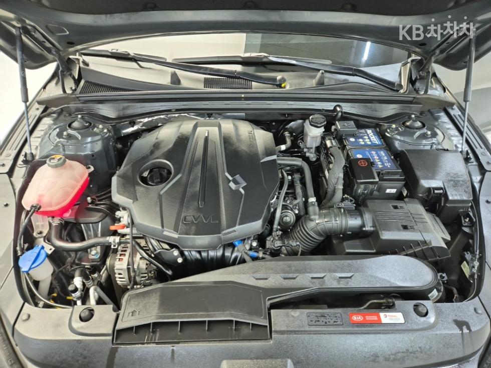 2021 - kia k5