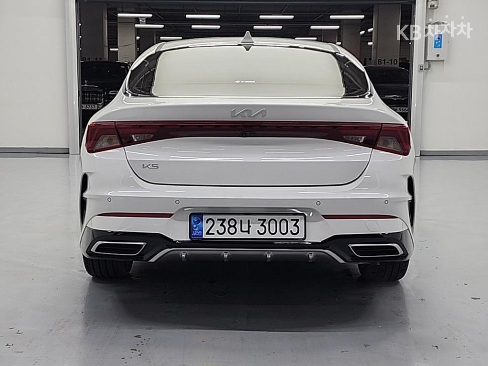 2023 - kia k5