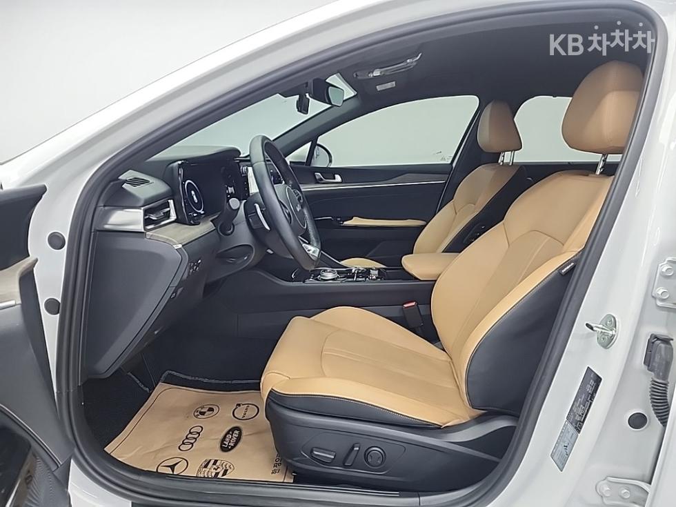 2023 - kia k5
