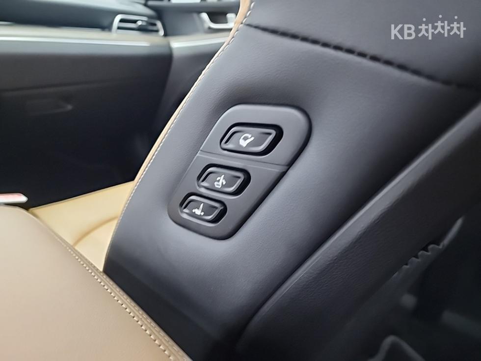 2023 - kia k5