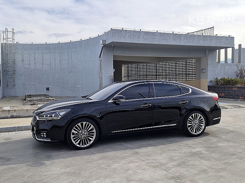 2018 - kia k7