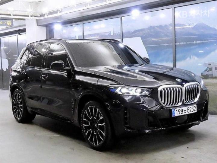 BMW X5 xDrive 30d — foto 1
