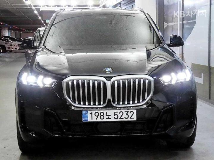BMW X5 — miniaturë 2