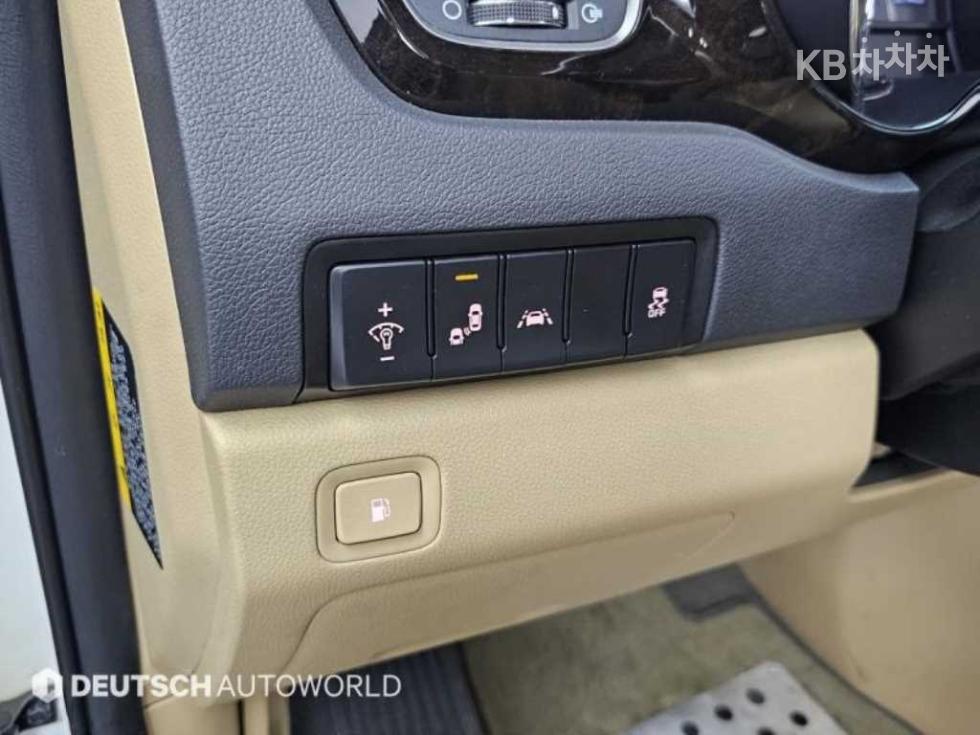 2020 - kia carnival