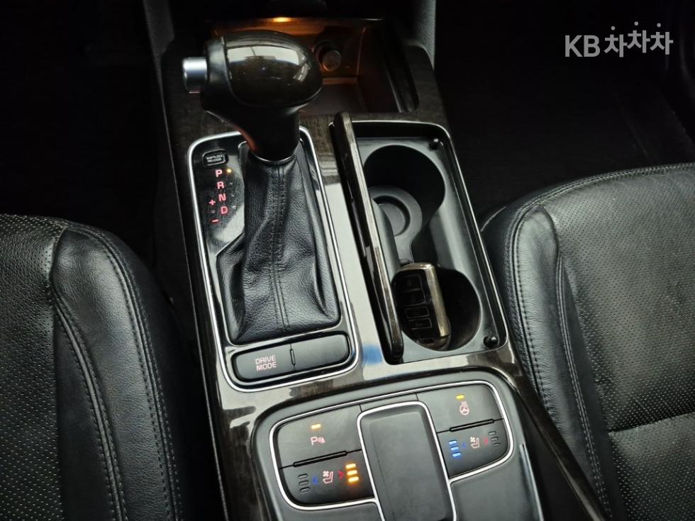 2014 - kia k7
