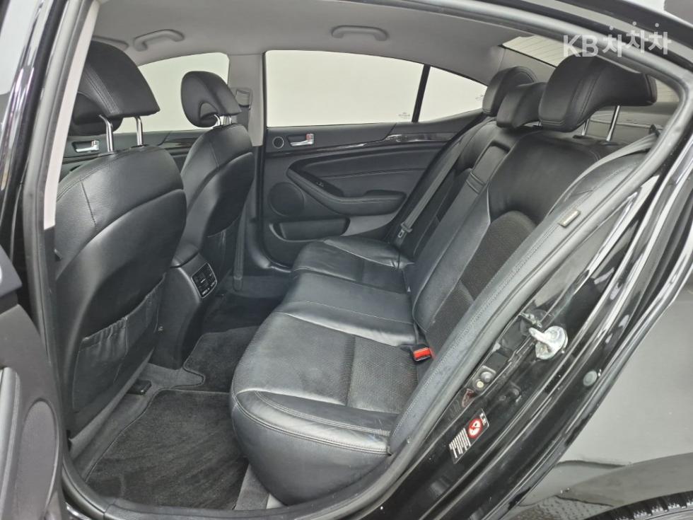 2014 - kia k7