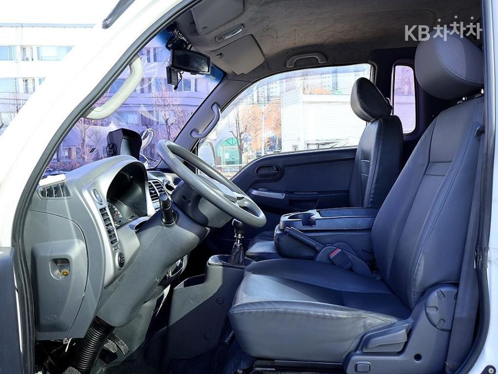 2016 - kia bongo iii