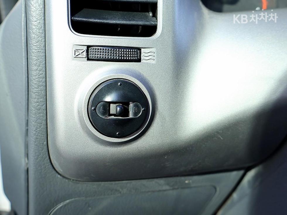2016 - kia bongo iii