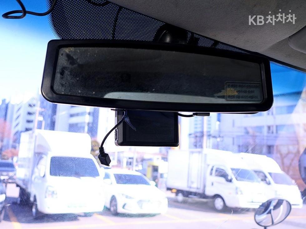 2016 - kia bongo iii