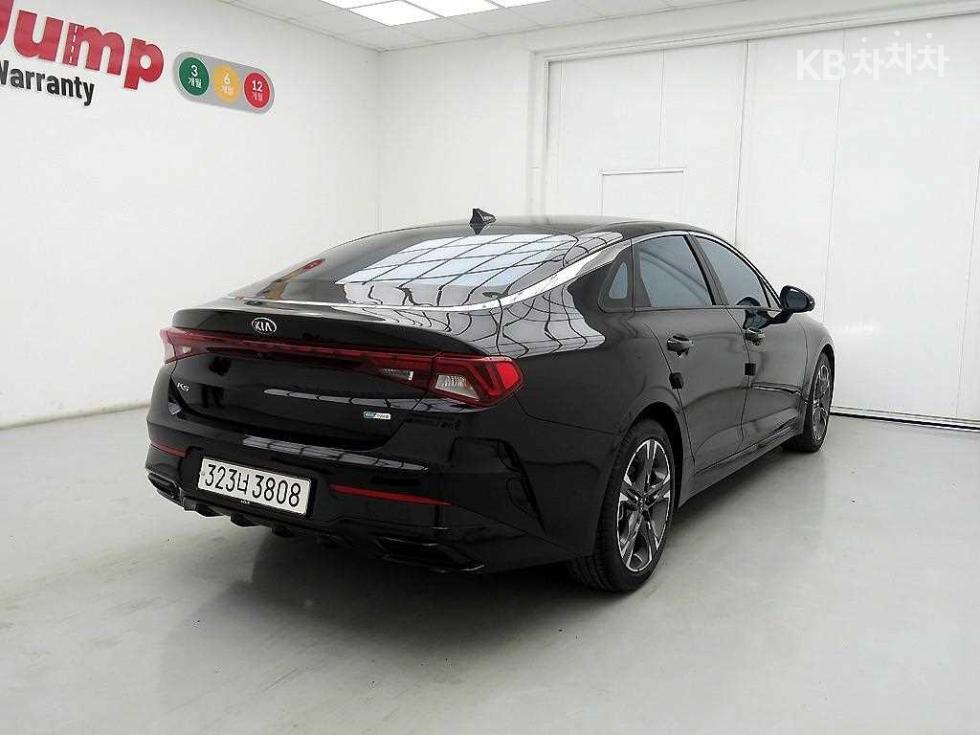 2021 - kia k5
