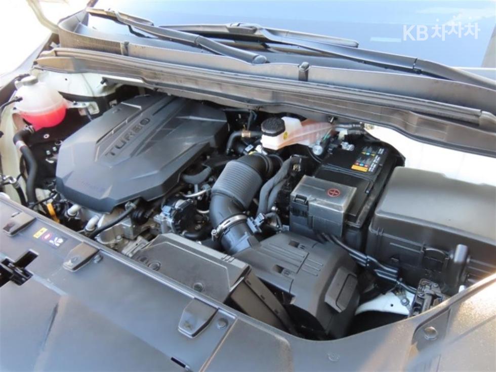2022 - kia carnival
