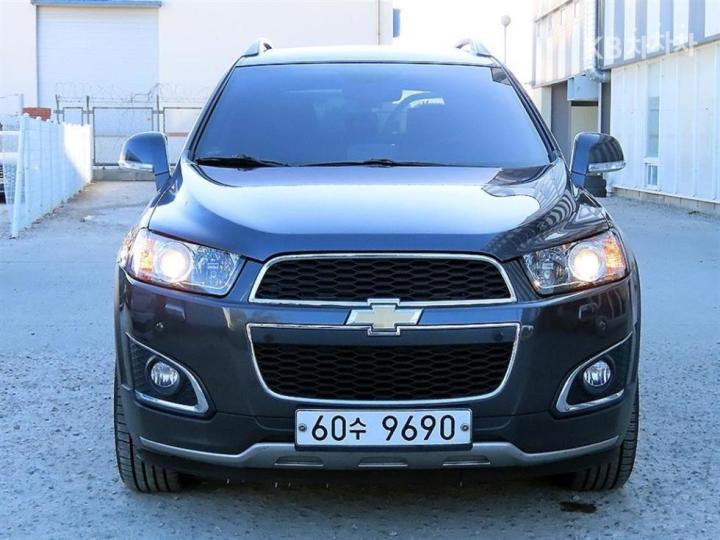 Chevrolet Captiva 4WD LTZ 2