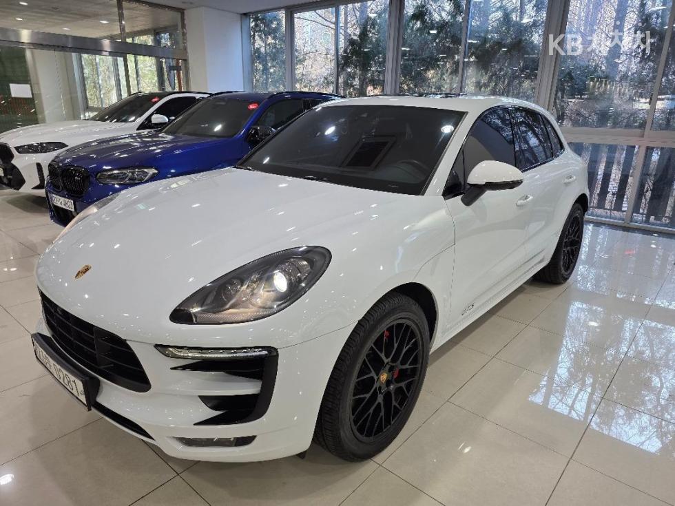 Porsche 마칸 3.0 GTS - фото 1