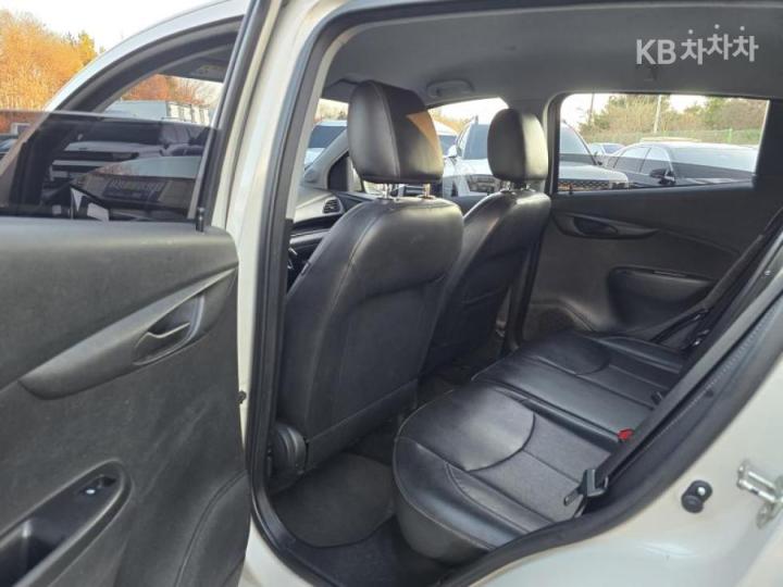 Chevrolet Spark The Next LT Plus 8