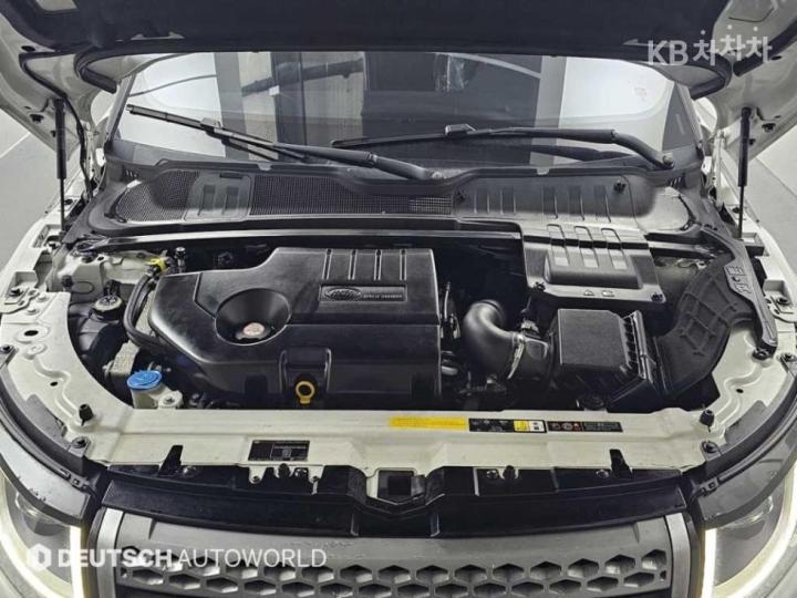 Land Rover Range Rover Evoque 5 Duo 2.0 TD4 SE 7