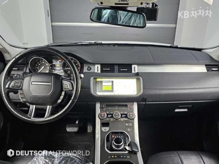 Land Rover Range Rover Evoque 5 Duo 2.0 TD4 SE 8