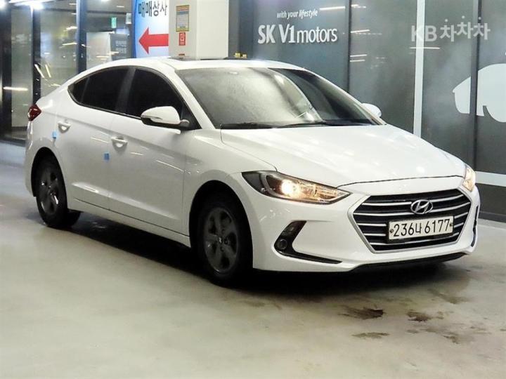 Hyundai Avante AD 1.6 e-VGT Smart 2