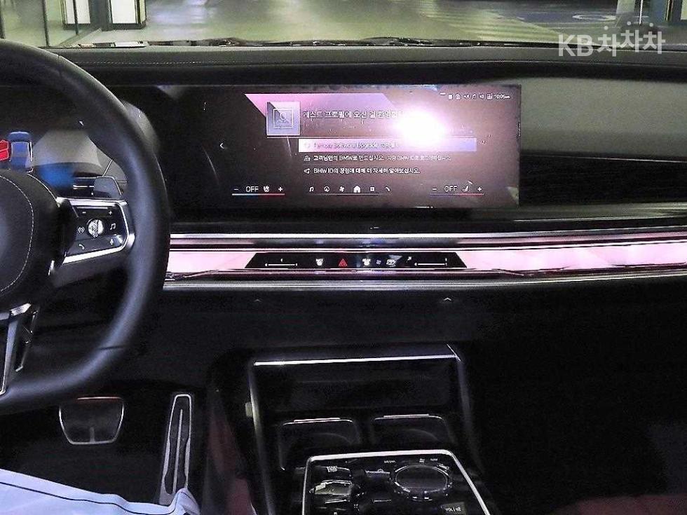 BMW 7er — miniaturë 11