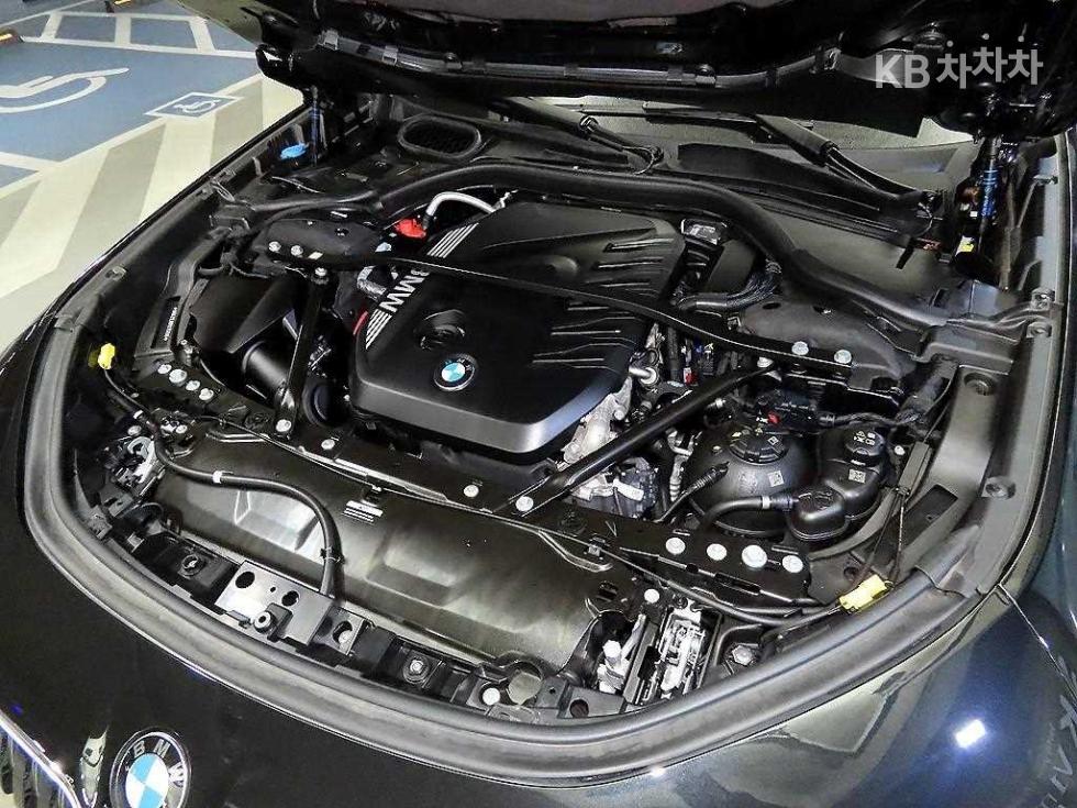 BMW 7er — miniaturë 19
