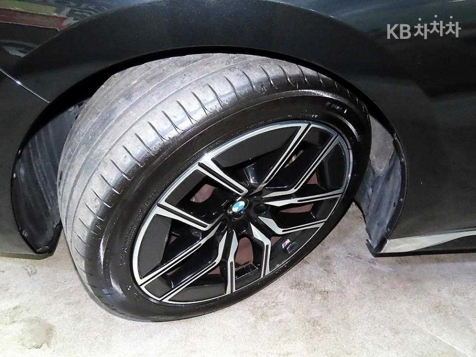 BMW 7er — miniaturë 20