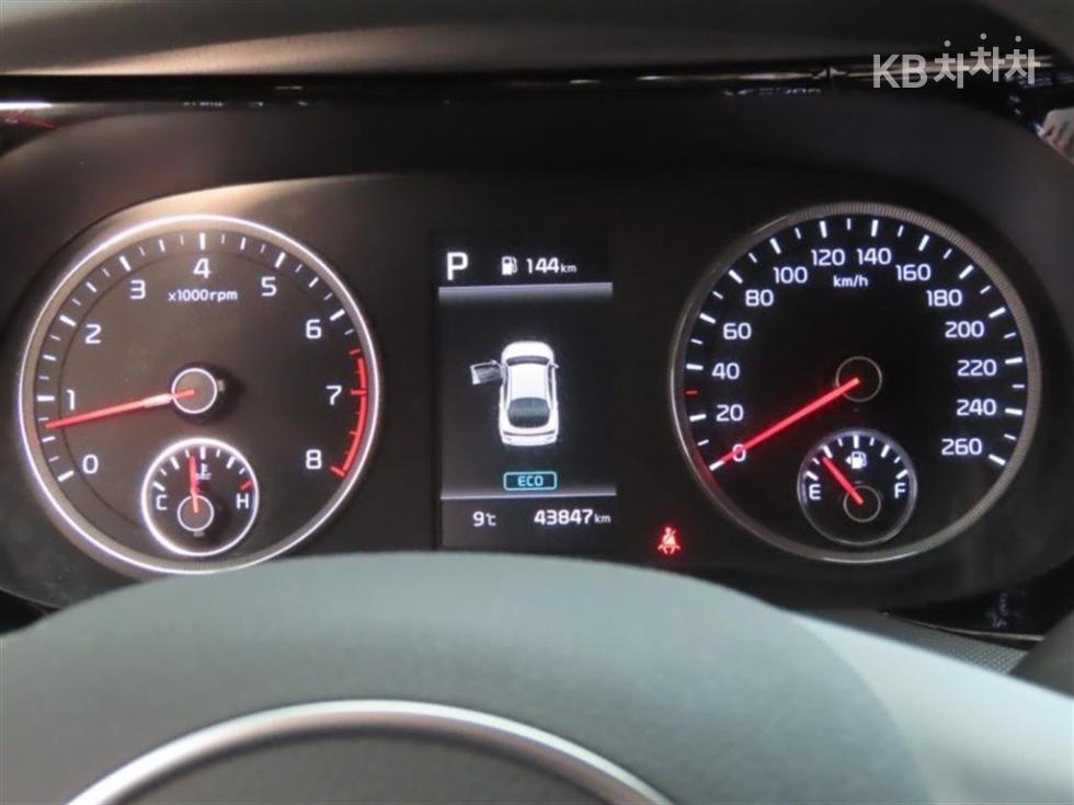 2020 - kia k5