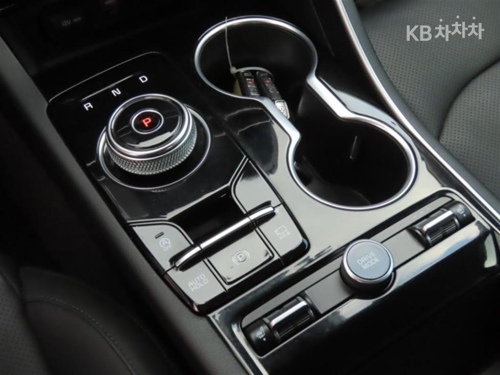 2020 - kia k5