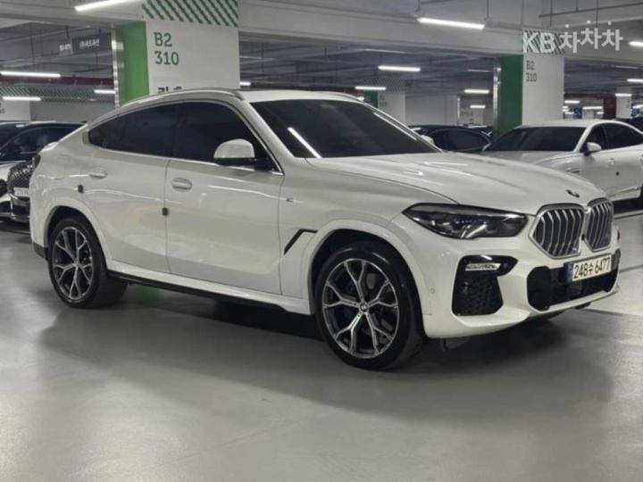 BMW X6 G06 xDrive 30d M Sport 4