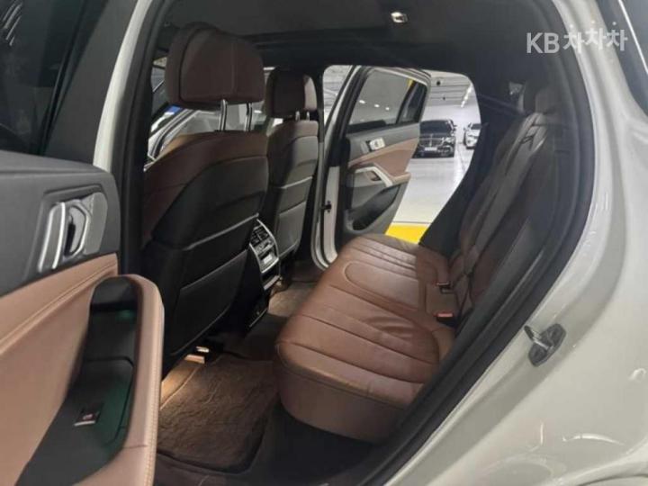 BMW X6 G06 xDrive 30d M Sport 9