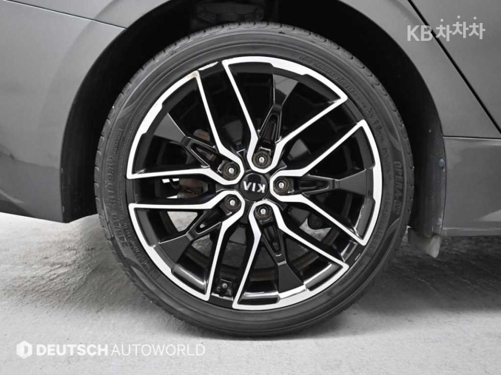 2021 - kia k5