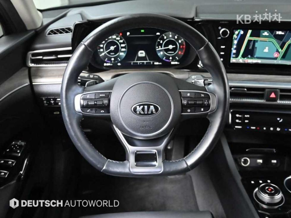 2021 - kia k5