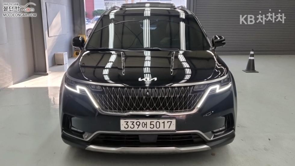 2023 - kia carnival