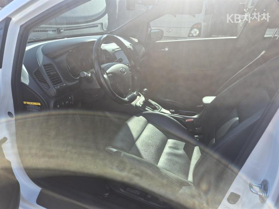 2014 - kia k3