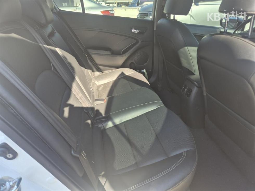 2014 - kia k3