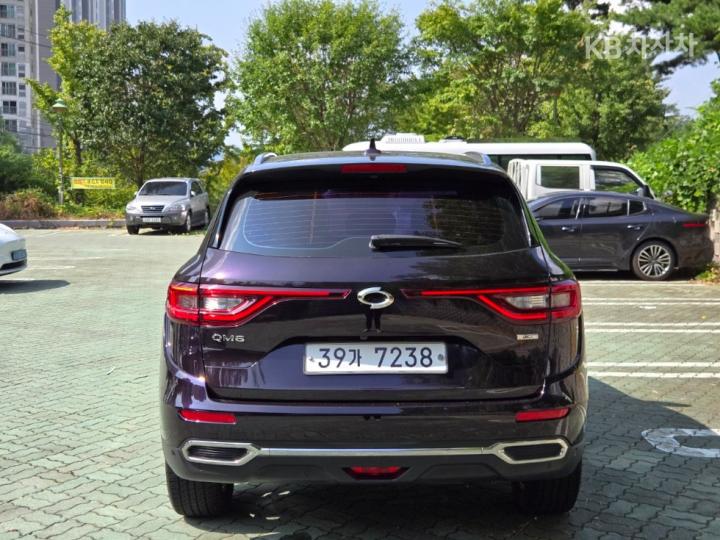 Renault QM6 2.0 2WD RE Signature 6