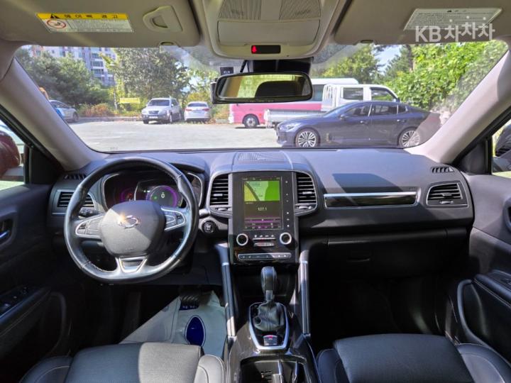 Renault QM6 2.0 2WD RE Signature 8