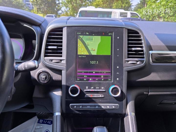 Renault QM6 2.0 2WD RE Signature 9