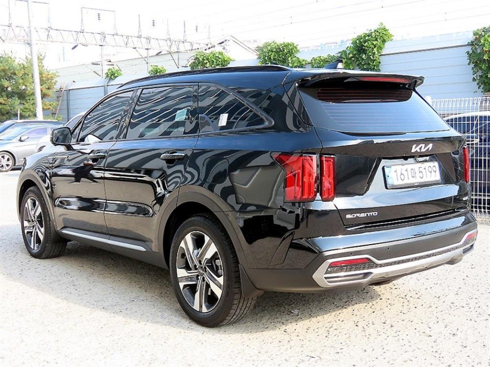 2023 - kia sorento