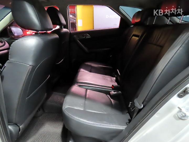 Kia Forte Hatchback 1.6 GDI Prestige Base Type 9