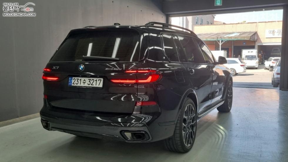 BMW X7 — miniaturë 2