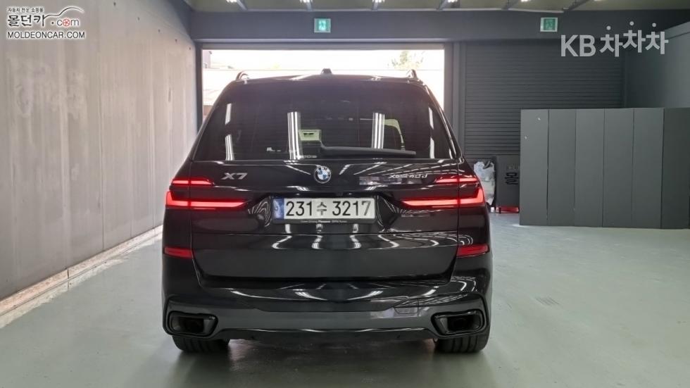 BMW X7 — miniaturë 4