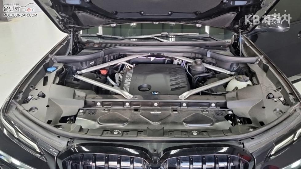 BMW X7 — miniaturë 8
