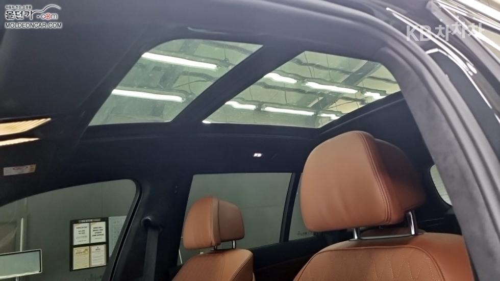 BMW X7 — miniaturë 17