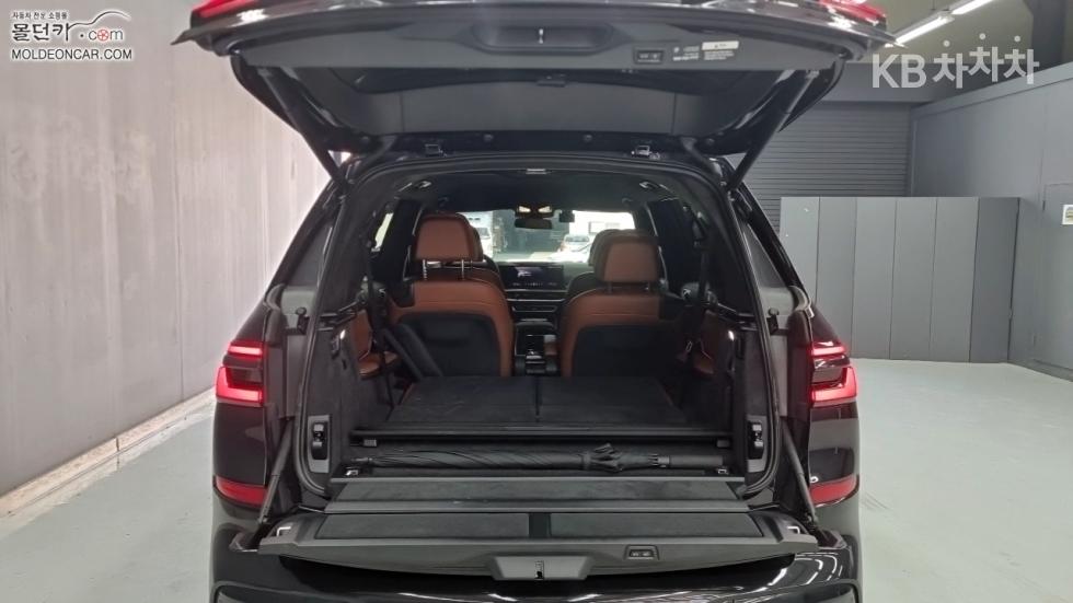 BMW X7 — miniaturë 18